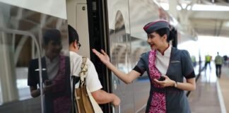 Diskon Tiket Whoosh Hingga 50% dengan Promo Online dan Offline