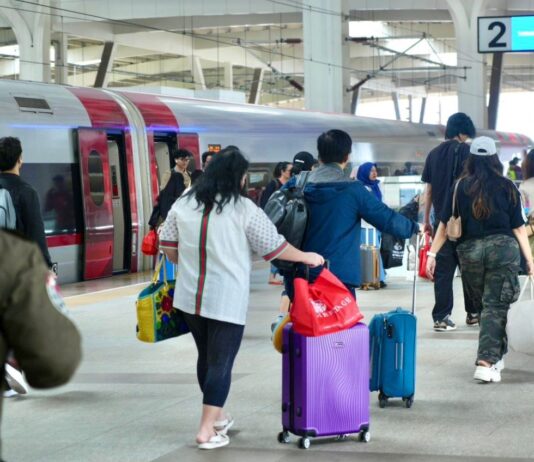 Whoosh dan Trip.com Persembahkan Kereta Cepat Indonesia ke Panggung Dunia