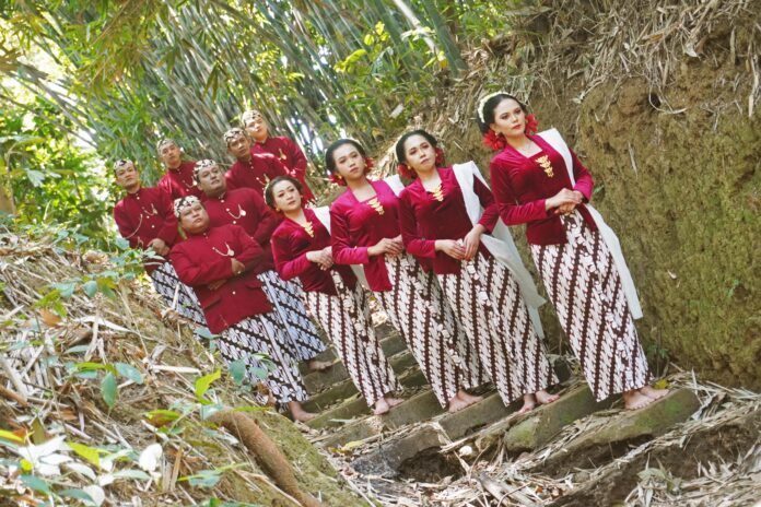 FOTO 17 Nov_Pembuatan video klip fantasi situs Patirtaan Ngawonggo dan Destinasi Candi Sumberawan 4A