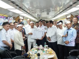 Pemprov Jabar dan KAI Tandatangan Kerja Sama Transportasi