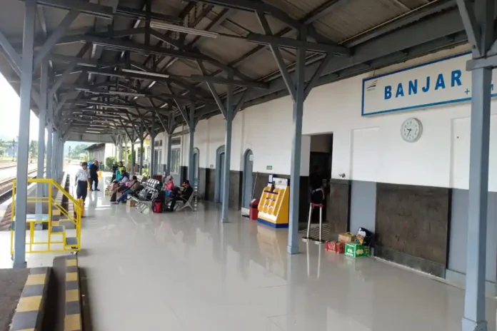 FOTO 7 Nov_Stasiun Banjar di Jawa Barat. (dok. istimewa)