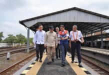 Menhub Kunjungi Sejumlah Simpul Transportasi di Jateng Pastikan Kesiapan Hadapi Nataru 2025/2026