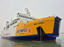 KMP Jatra I Berangkatkan 44 Ton Bantuan untuk Sumatra