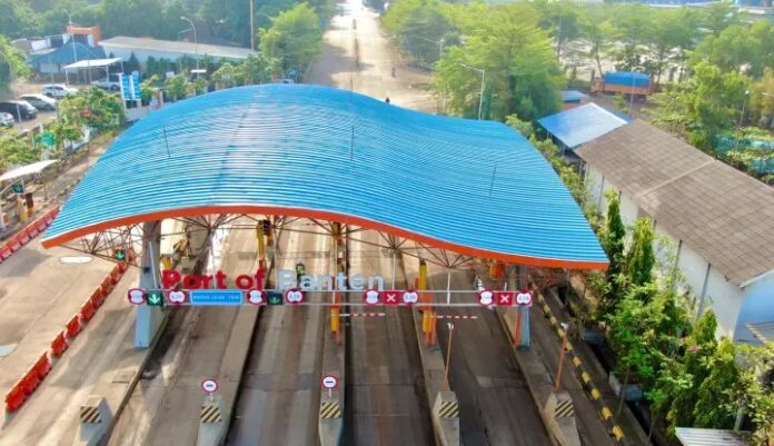 FOTO 18 Des_PT Pelabuhan Indonesia II (Persero) Cabang Banten atau dikenal Pelabuhan Umum Ciwandan terletak di Kota Cilegon, Provinsi Banten. pelindo