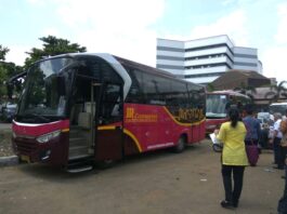 Jr Connexion: Solusi Bus Premium Mengurai Kepadatan Komuter Jabodetabek