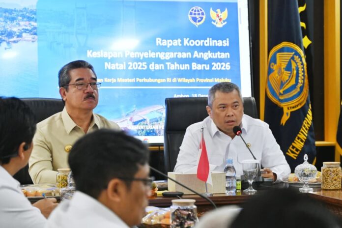 FOTO 19 Des_Menteri Perhubungan Dudy Purwagandhi meninjau kesiapan penyelenggaraan angkutan Natal dan Tahun Baru (Nataru) 2025 2026 di Maluku. 1