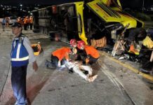 Bus Terguling Tewaskan 15 Orang Penumpang