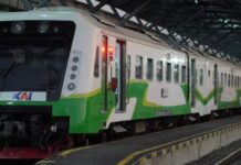 KAI Commuter Wilayah 8 Surabaya Layani 150.000 Pengguna Hingga H-4 Masa Angkutan Nataru 2025/2026