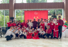 Christmas Choir dari Panti Asuhan Pondok Kasih Meriahkan CSR Christmas Celebration di The Capital Hotel Surabaya