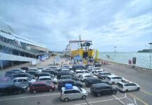 Lonjakan Jumlah Mobil dan Bus Warnai Arus Natal di Pelabuhan Merak