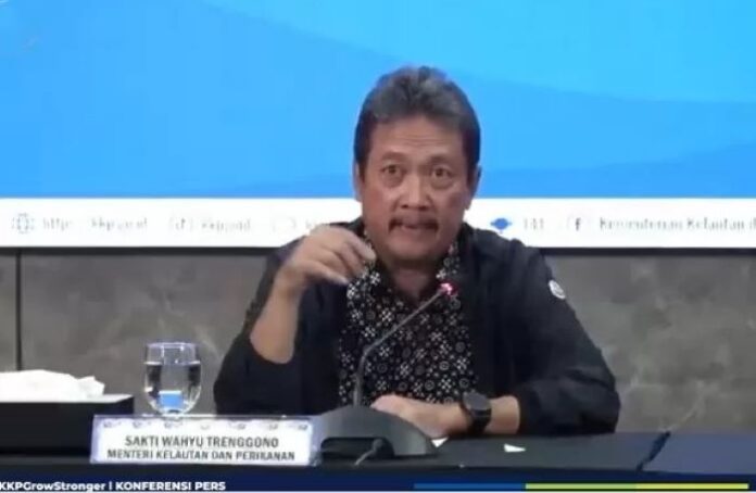 FOTO 17 Jan_Menteri Kelautan dan Perikanan Sakti Wahyu Trenggono dalam konferensi pers yang digelar Sabtu (17 1 2026) pukul 21.00 WIB. dok. youtubekkp