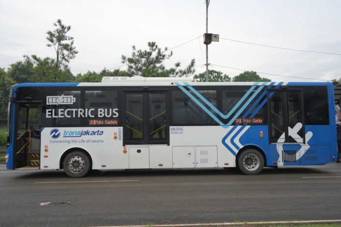 FOTO 21 Jan_Transjakarta resmi melakukan modifikasi pada rute Harapan Indah - Pulo Gadung