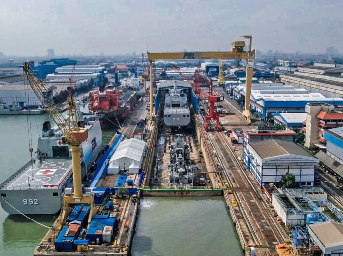 FOTO 30 Jan_Aktivitas galangan kapal di PT PAL. (dok. pal.co.id)