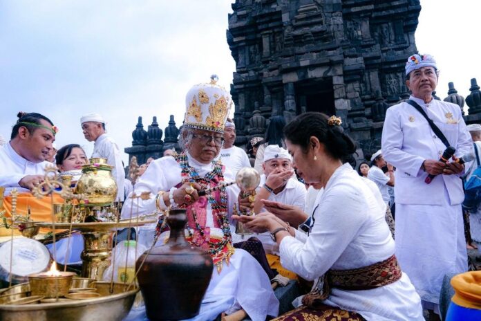 FOTO 17 Febr_Acara Prambanan Shiva Festival di Candi Prambanan, Jawa Tengah. (dok. kemenpar)