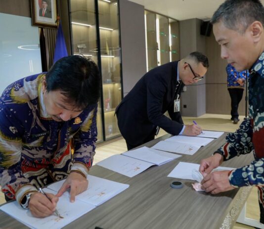 Ditjen Hubud – PT API Tandatangan Akta Penegasan Kembali Perjanjian Sewa dan Kerja Sama Pemanfaatan BMN di 10 Bandara