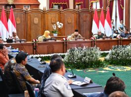 Menhub dan Gubernur Jatim Pastikan Kesiapan Angkutan Lebaran 2026