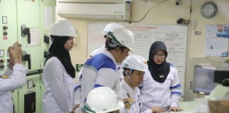 Ditjen Hubla Periksa Kelaiklautan Kapal Penumpang di Makassar