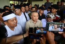 Menhub dan Gubernur Jabar Pantau Titik Mudik di Jabar