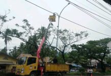 Dishub Kota Padang Intensifkan Pemeliharaan Lampu Jalan di Kawasan Indarung