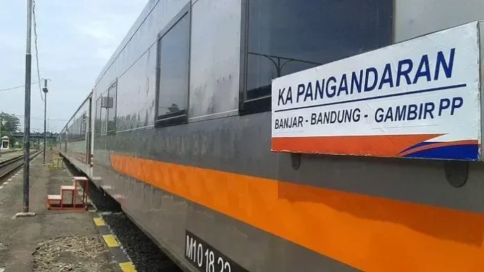 FOTO 13 April_Kereta Api (KA) Pangandaran. (dok. istimewa)