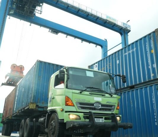 Pembukaan Rute dan Layanan Baru Dongkrak Arus Peti Kemas Pelindo