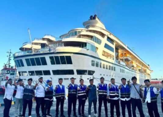 Pelni Sukses Layani Keagenan Kapal Pesiar MV Odyssey Berbendera Bahamas di Indonesia