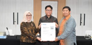 Pelni Terima Tujuh Sertifikat ISO Terintegrasi