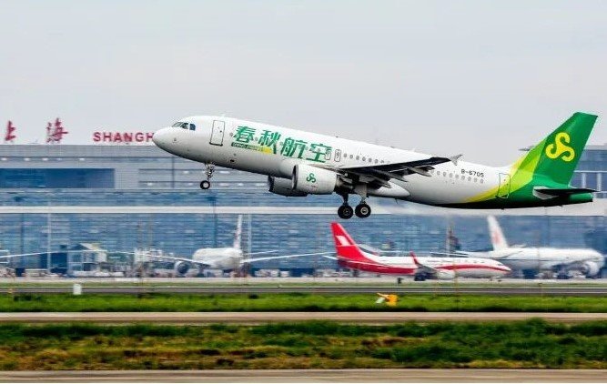 FOTO 17 Juni_Salah satu armada maskapai Spring Airlines asala Tiongkok. (dok. springairlines) INI INI
