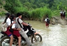 Tiba di Kelas dengan Senyuman: Mengapa Guru Butuh Transportasi Layak?