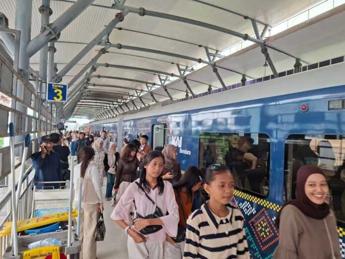 FOTO 14 Juli_Layanan Kereta Api (KA) Bandara di Sumatra Utara. (dok. istimewa) 2
