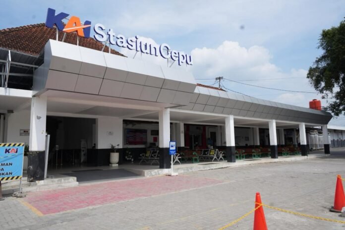 FOTO 2 Juli_Stasiun Cepu yang menjadi gerbang potensi Kabupaten Blora, Jawa Tengah. dok. kai