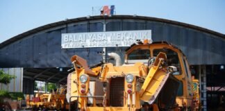 Balai Yasa Mekanik Cirebon Prujakan Jaga Keandalan 51 Mesin Perawatan Rel untuk Seluruh Jawa