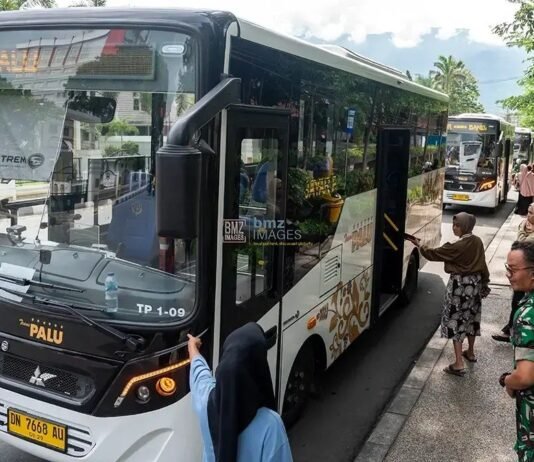 Trans Palu dan Pertaruhan Transportasi Publik: Antara Pelayanan Warga dan Bayang – Bayang Kriminalisasi