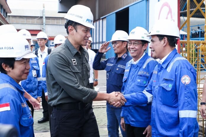 FOTO 5 Juli_Kunjungan kerja ke PT PAL Indonesia di Surabaya, Jawa Timur. dok. kemenkoinfra