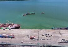 Pelindo Resmi Lepas Ekspor Perdana Pakai Kapal PT Pulau Laut Line