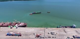 Pelindo Resmi Lepas Ekspor Perdana Pakai Kapal PT Pulau Laut Line