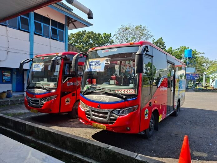 FOTO 20 Agustus_Angkutan Trans Jateng. (dok. istimewa) 1