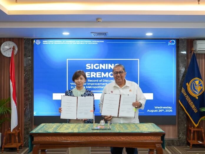 FOTO 27 Agustus_Penandatanganan Record of Discussions (RD) untuk Project for Improvement of Public Transportation in Jakarta 1