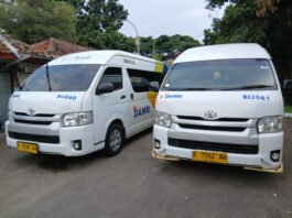 DAMRI di Bandara Husein Sastranegara Kembali Beroperasi