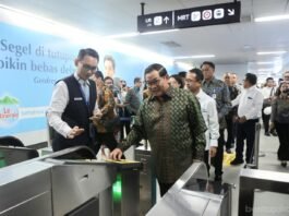Pelanggan Bisa Bayar Tiket MRT dengan Kartu Kredit Nirsentuh EMV
