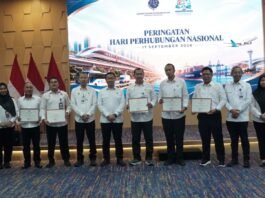 Ditjen Hubdat Berikan Penghargaan pada Insan Perhubungan Berprestasi