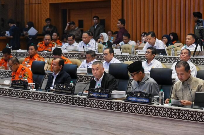 FOTO 2 Sept_Rapat Kerja Komisi V DPR dengan agenda Pembahasan Evaluasi dan Penyesuaian Anggaran 2026, serta Pembahasan dan Penetapan Pagu Anggaran 2027 di Kantor DPR, Jakarta