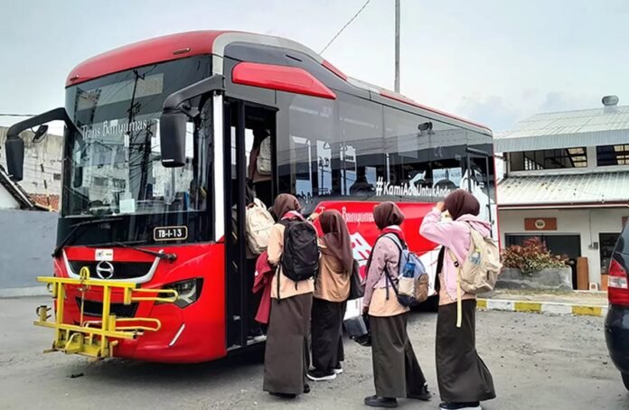 FOTO 22 Sept_Angkutan Trans Banyumas di Kabupaten Banyumas, Jawa Tengah. (dok. istimewa) INI