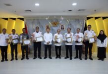 Ditjen Hubdat Beri Penghargaan Implementasi SMK PAU dan UPUBKB Terbaik