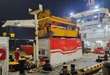 Kemenhub Kirim KN Kunyit Angkut Reefer Container ke Ring 1 Area Operasi untuk Insiden KMP Virgo Transport 8