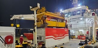 Kemenhub Kirim KN Kunyit Angkut Reefer Container ke Ring 1 Area Operasi untuk Insiden KMP Virgo Transport 8
