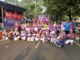Warga Kayu Putih RW 07 Kelurahan Pulogadung dan Yayasan Alzheimer Indonesia Gelar Senam Bersama