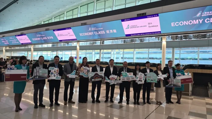 FOTO 29 Sept_Pembukaan penerbangan perdana maskapai Greater Bay Airlines rute Hong Kong - Surabaya. dok. kemanpar. 1