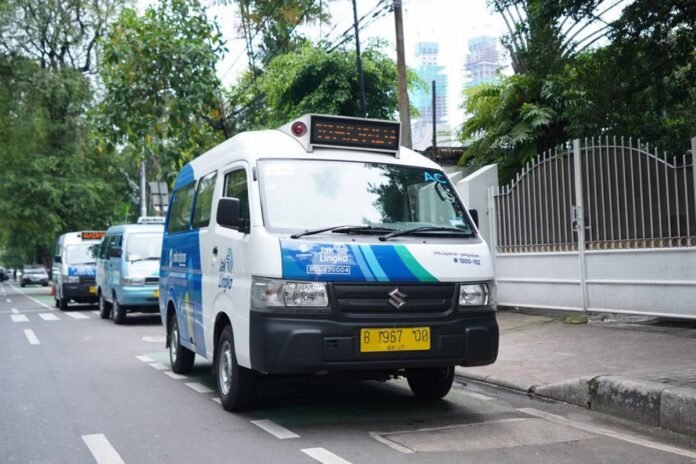 FOTO 12 Okt_Angkutan mikrotrans Jakarta, yakni Jaklingko. dok. jakarta.go.id