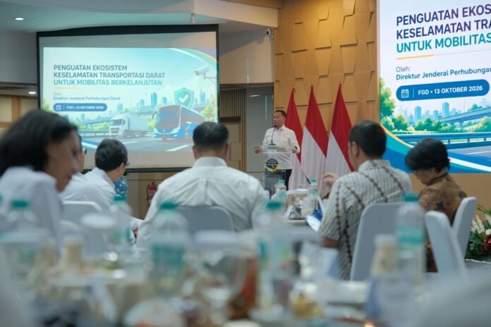 FOTO 13 Okt_Pembukaan Focus Group Discussion (FGD) bertema Penguatan Ekosistem Keselamatan Transportasi Darat 1 INI